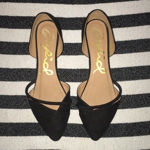 Black Qupid Flats